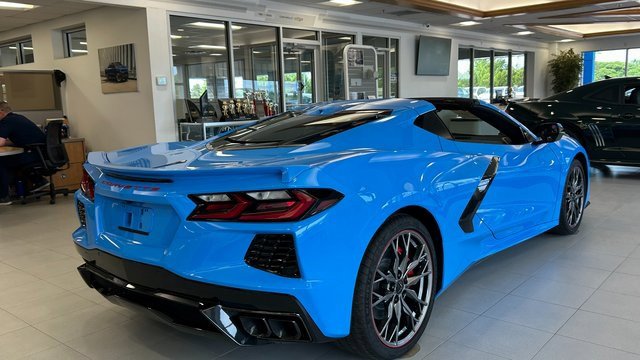 New 2025 Chevrolet Corvette Stingray Preferred Cpe w/ 2LT image 9