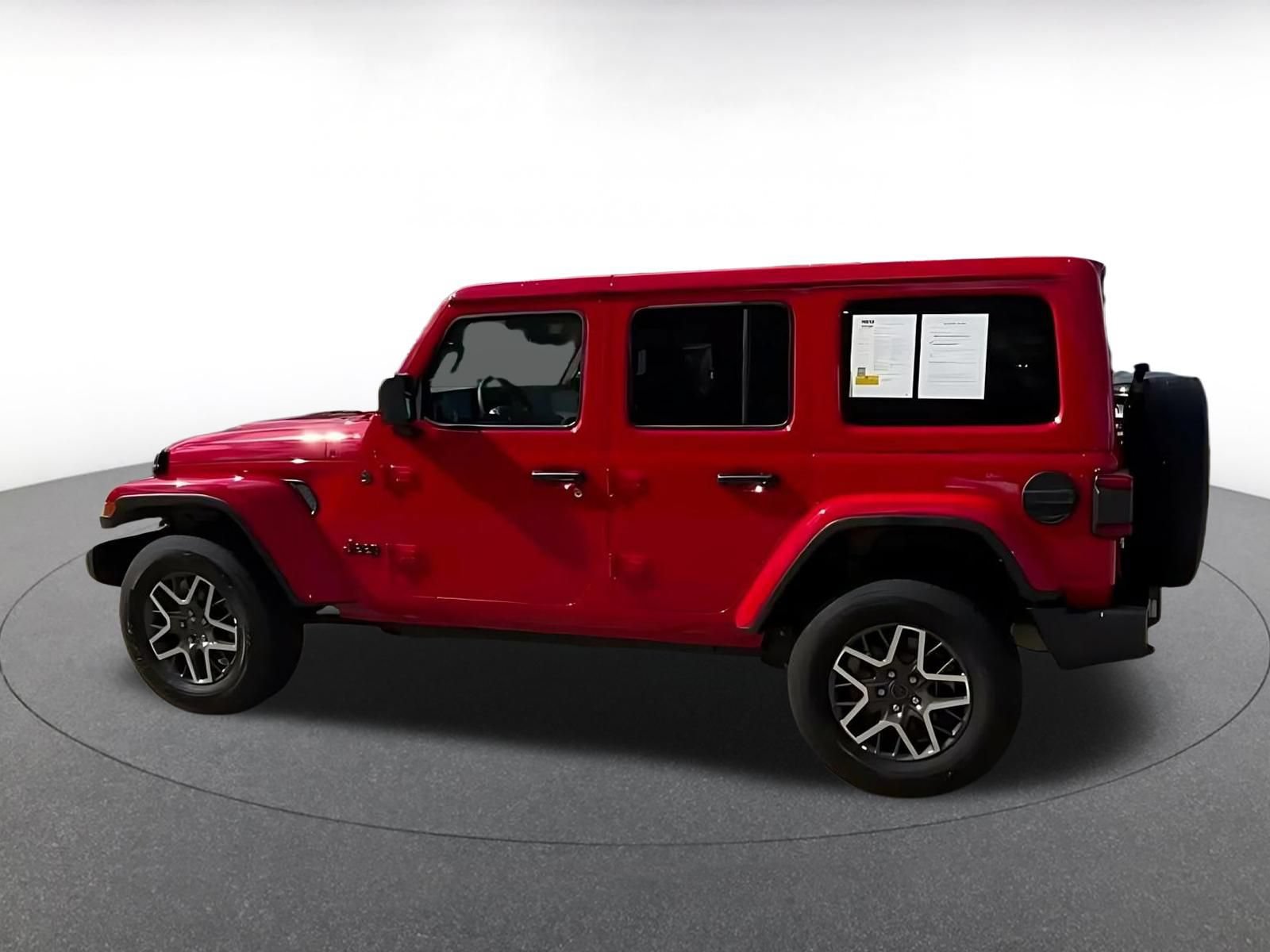 Used 2025 Jeep Wrangler Unlimited Sahara AWD/4WD image 6