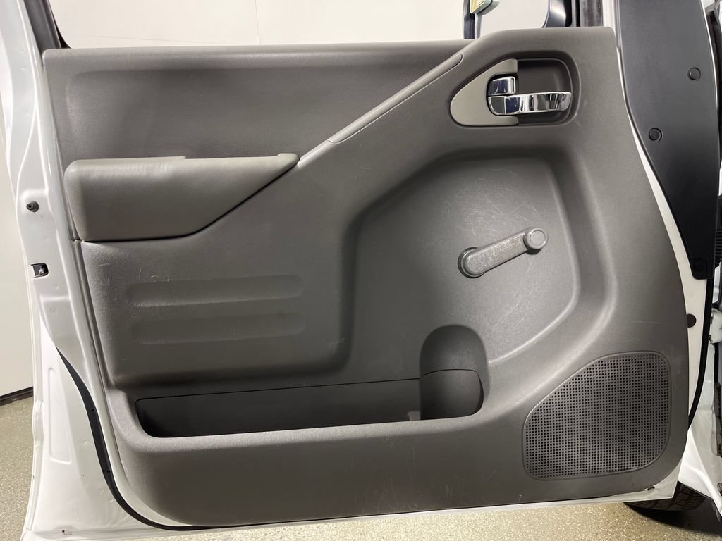 Used 2016 Nissan Frontier S RWD image 19