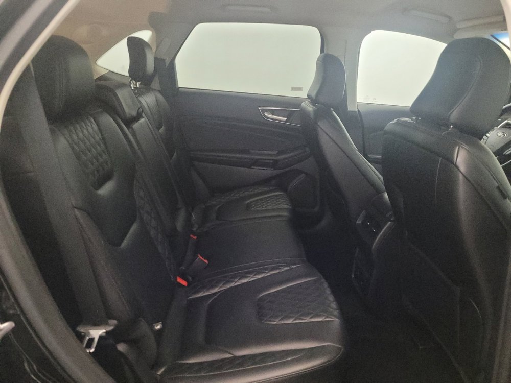 Used 2023 Ford Edge Titanium AWD/4WD image 19