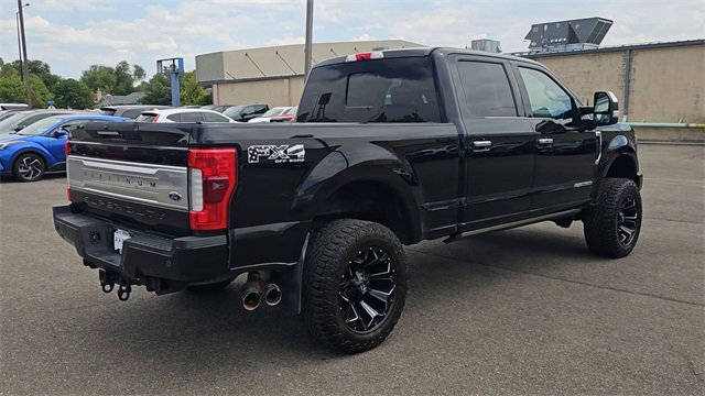 Used 2017 Ford F250 Platinum w/ Platinum Ultimate Package image 8