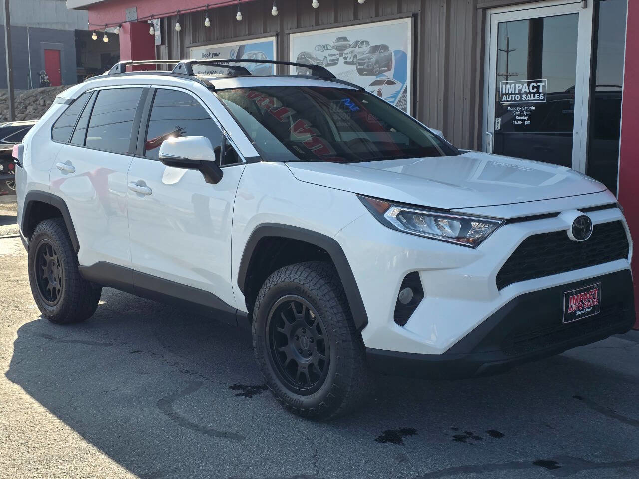 Used 2019 Toyota RAV4 XLE image 7