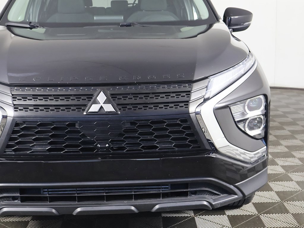 Used 2023 Mitsubishi Eclipse Cross LE image 11
