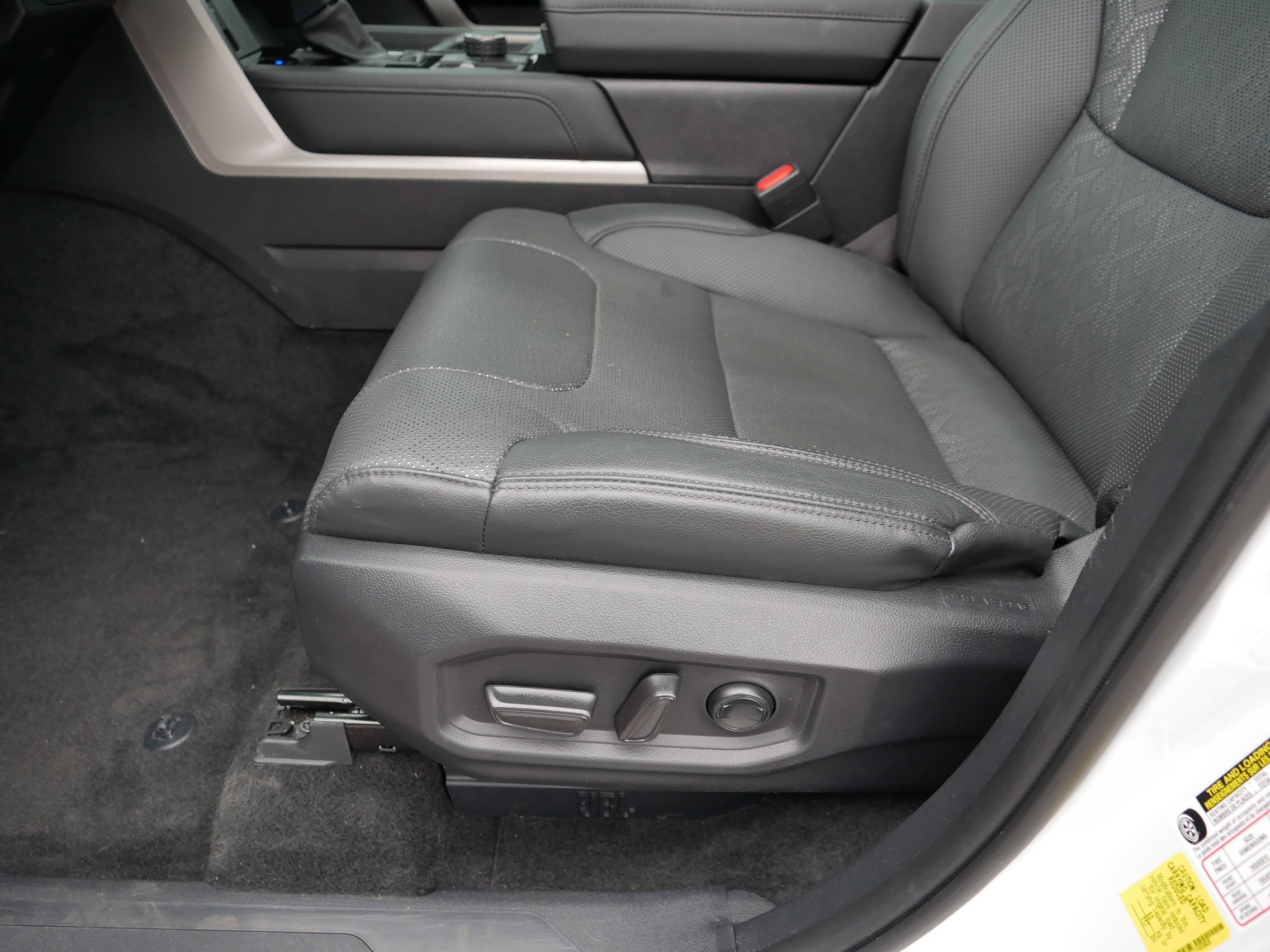 Used 2024 Toyota Tundra Limited w/ TRD Off-Road Package image 20