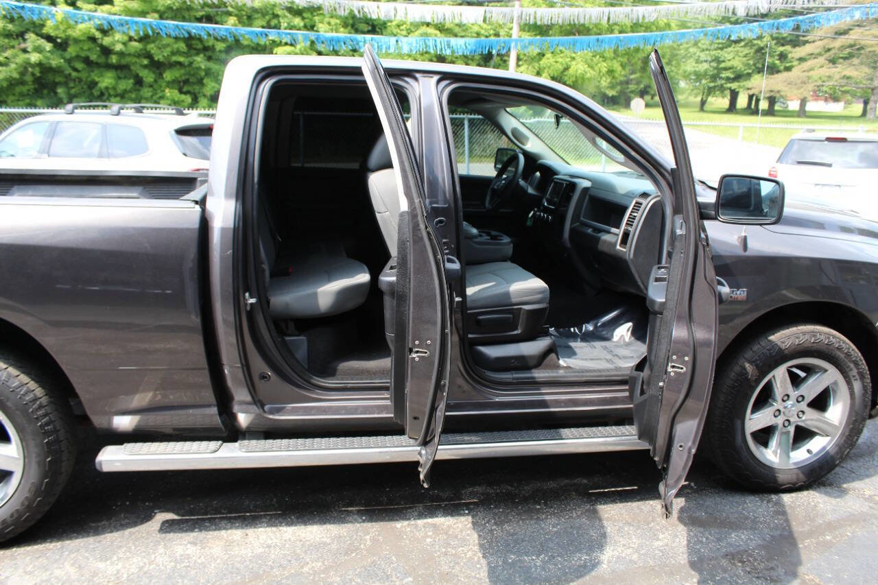 Used 2014 RAM 1500 Express AWD/4WD image 22