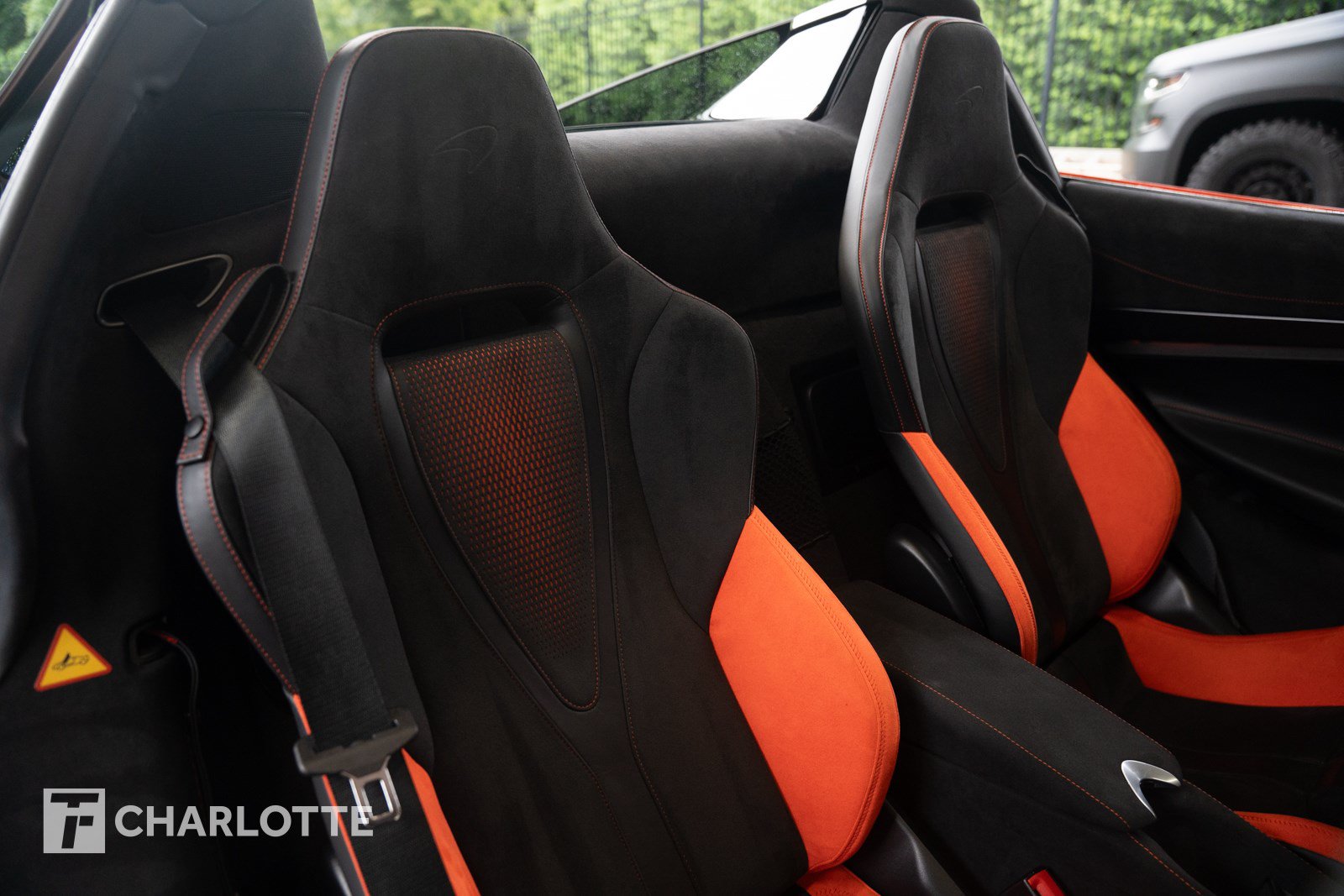 Used 2025 McLaren 750S Spider RWD image 29