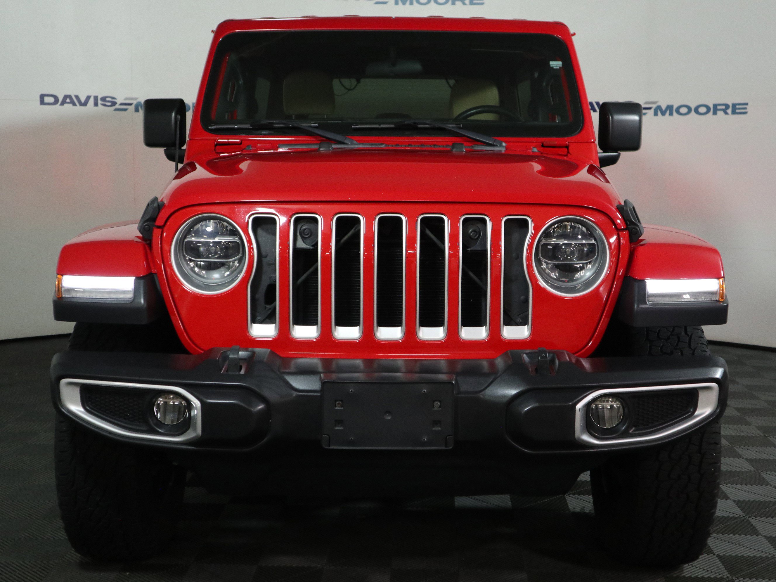 Used 2018 Jeep Wrangler Unlimited Sahara AWD/4WD image 11