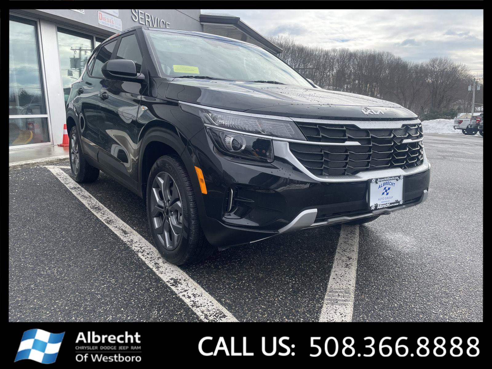 Used 2024 Kia Seltos LX image 7