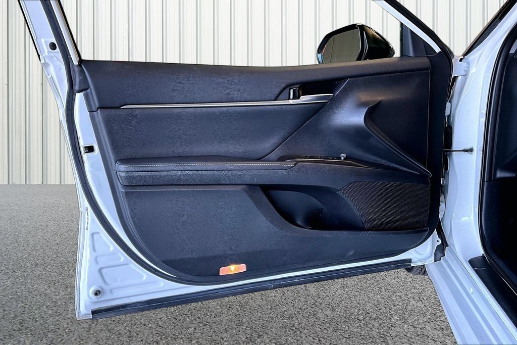 Used 2024 Toyota Camry XSE w/ Navigation Package FWD image 17