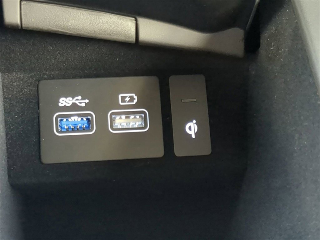 Used 2025 Genesis GV70 3.5T Sport w/ Sport Advanced Package image 23