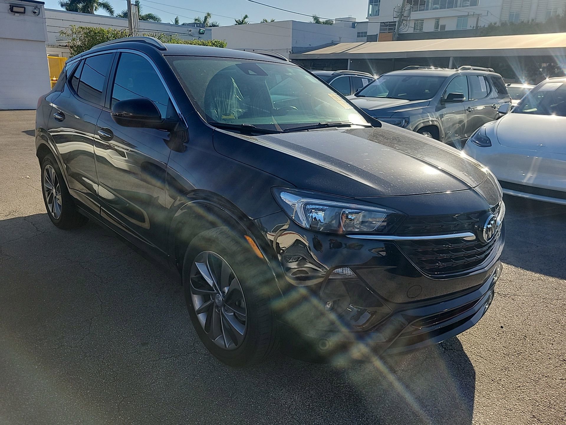 Used 2023 Buick Encore GX Select w/ Sport Touring Package image 5