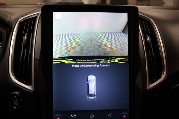 Used 2021 Ford Edge ST-Line image 4