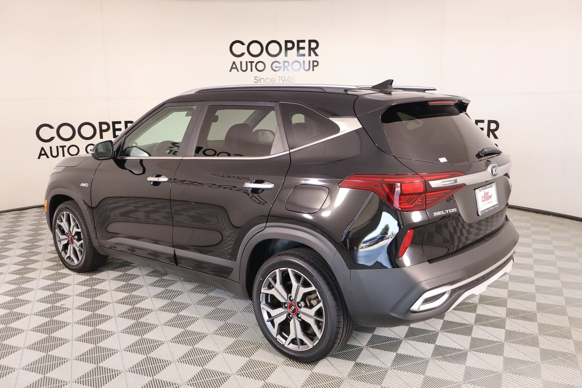 Used 2021 Kia Seltos SX w/ SX Sunroof Package AWD/4WD image 23