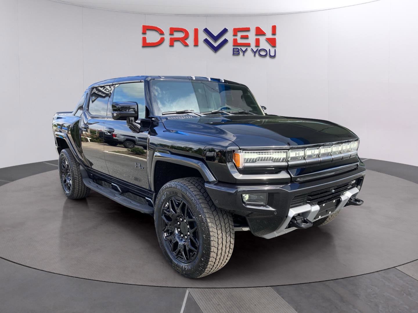 New 2025 GMC Hummer EV 3X w/ LPO, Dark Essentials Package image 8