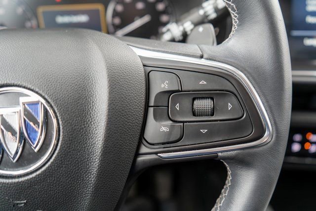 Used 2023 Buick Envision Preferred image 25