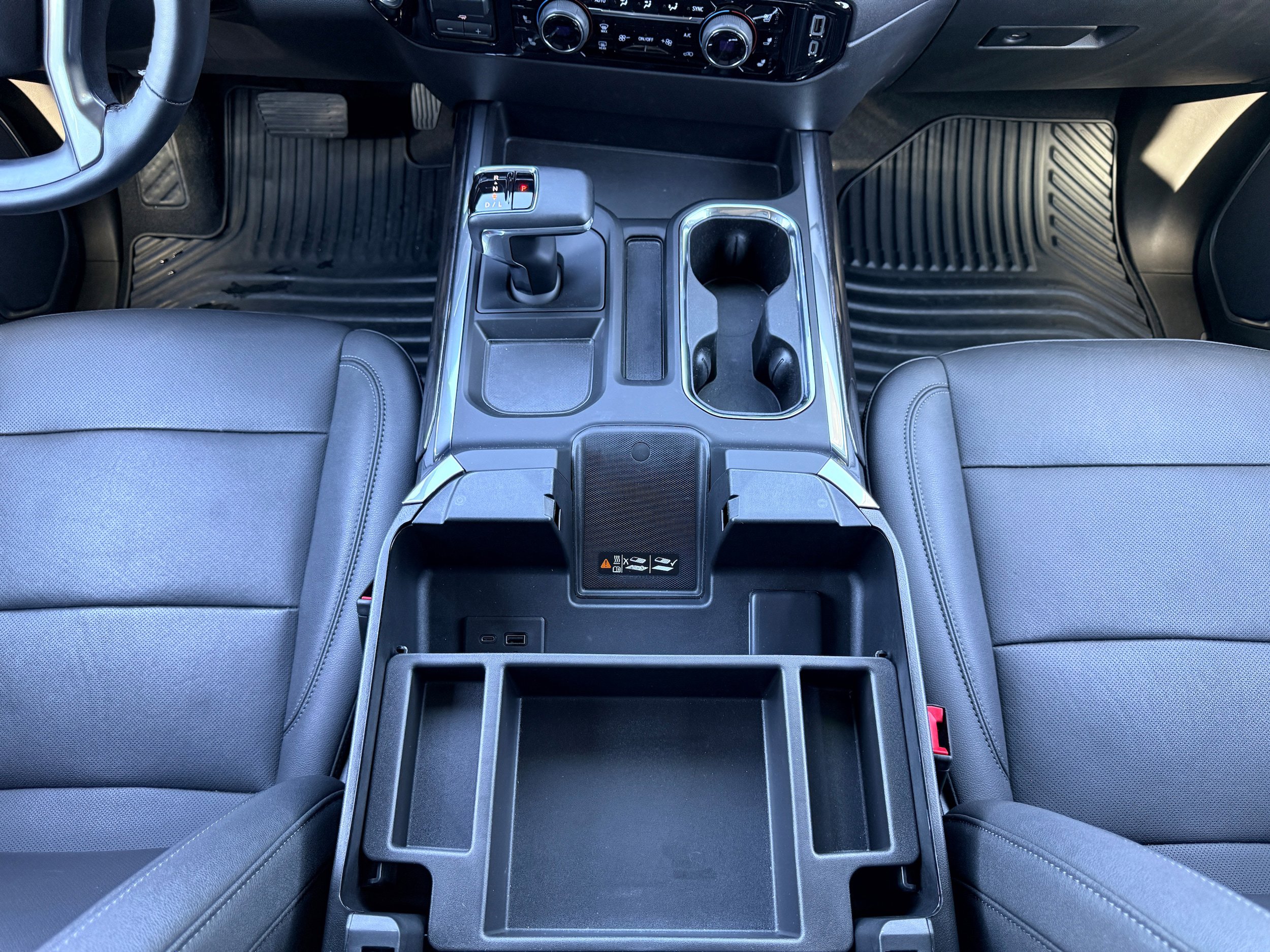 Used 2023 Chevrolet Silverado 1500 LTZ w/ LTZ Premium Package image 21