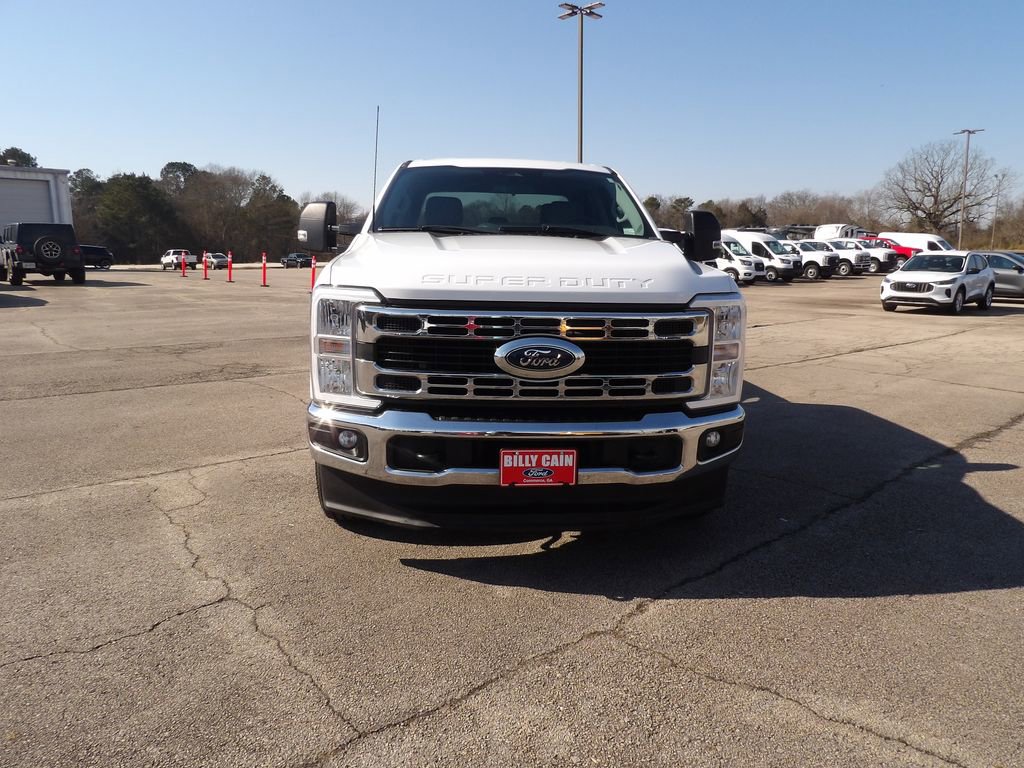 Used 2024 Ford F250 XLT image 3