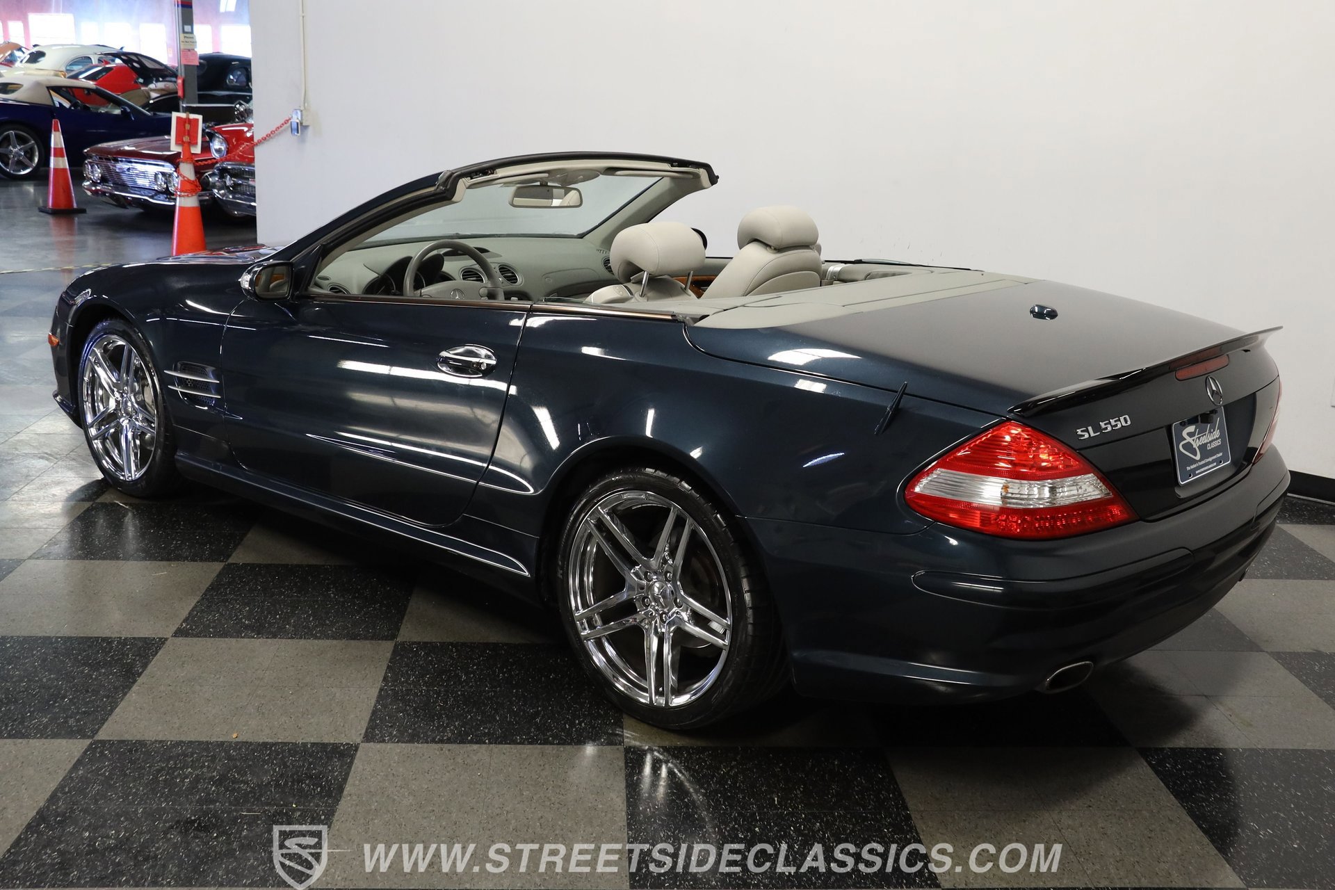 Used 2007 Mercedes-Benz SL 550 image 7