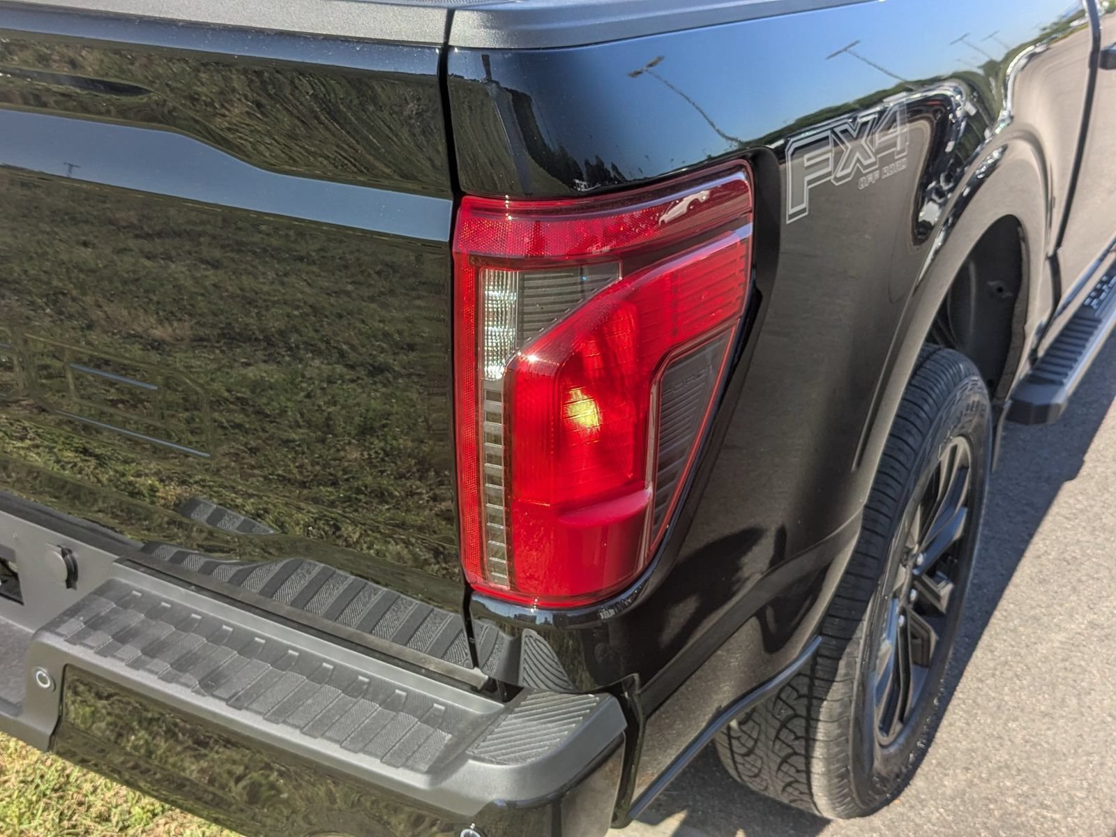 New 2026 Ford F150 XLT w/ Equipment Group 302A MID AWD/4WD image 35