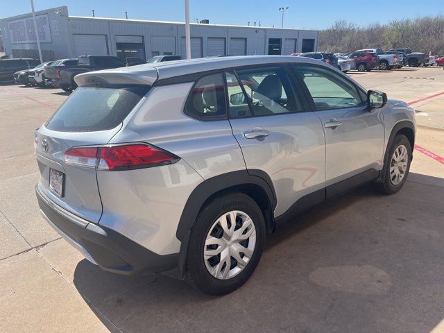 Used 2025 Toyota Corolla Cross L image 7