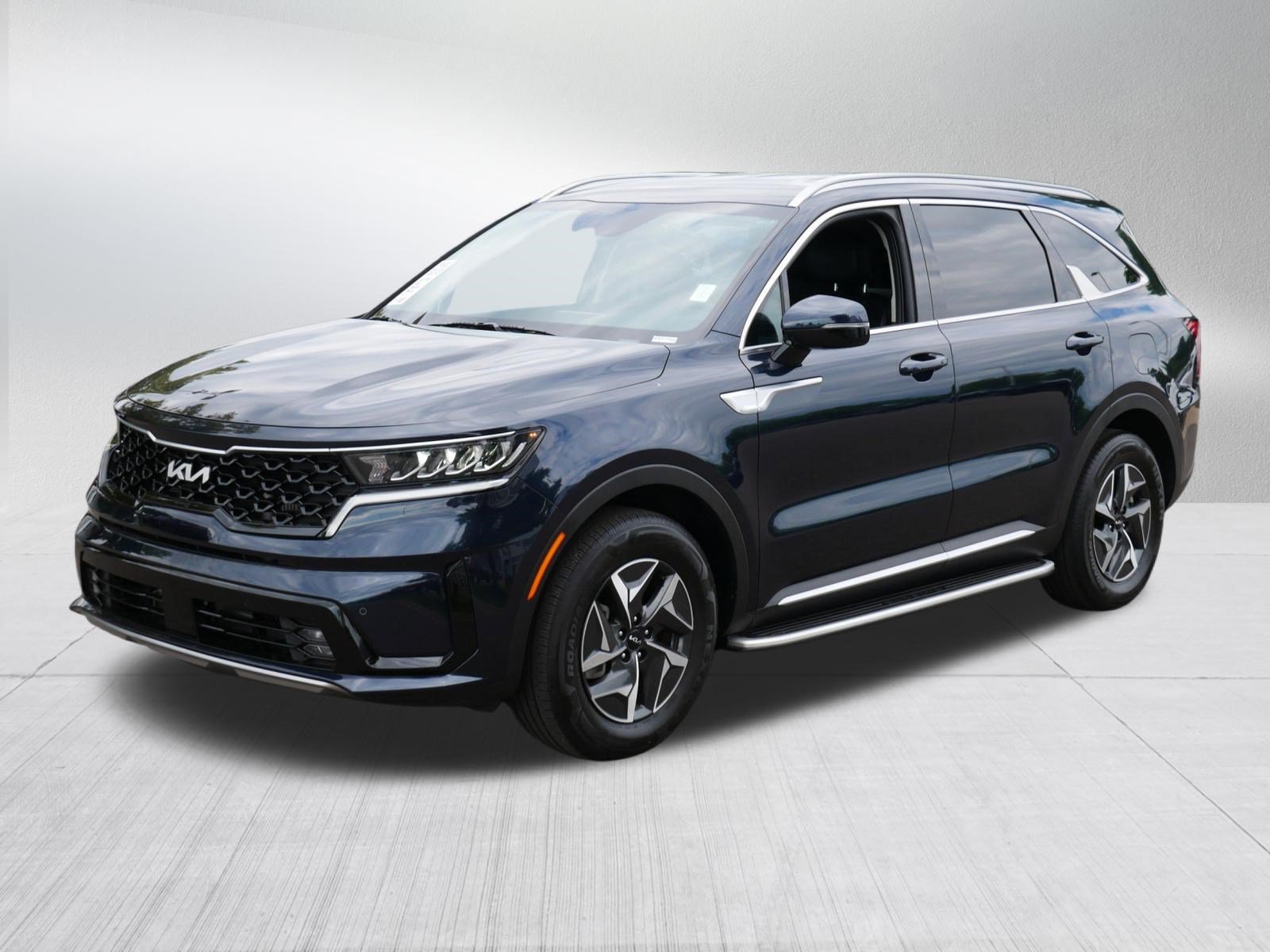 Used 2023 Kia Sorento EX FWD image 3