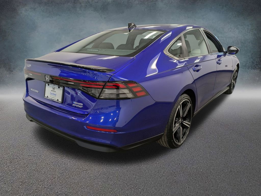 Used 2024 Honda Accord Sport image 4