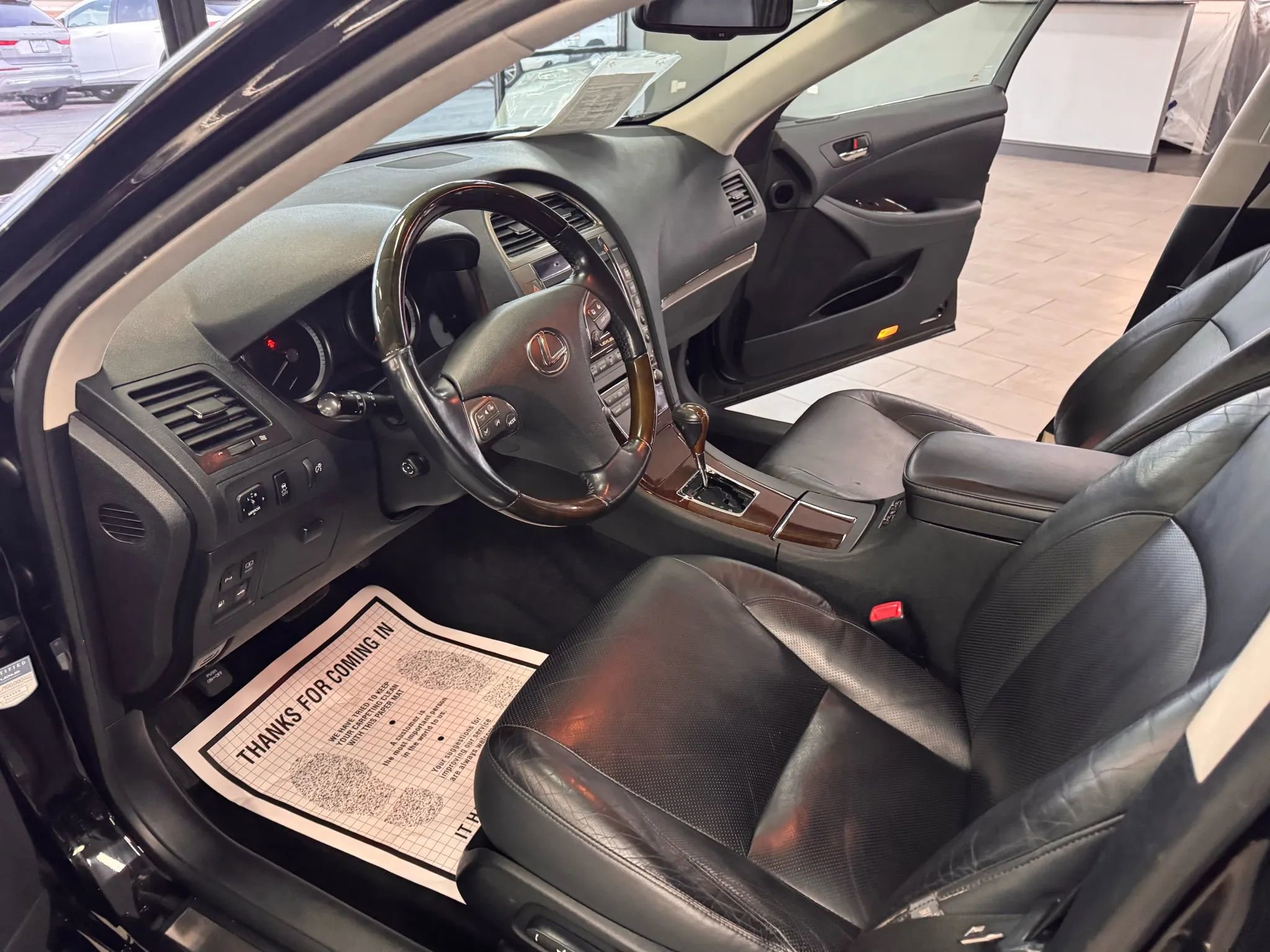 Used 2010 Lexus ES 350 FWD image 9