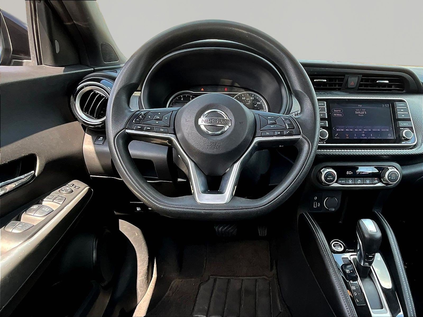 Used 2018 Nissan Kicks SV FWD image 8