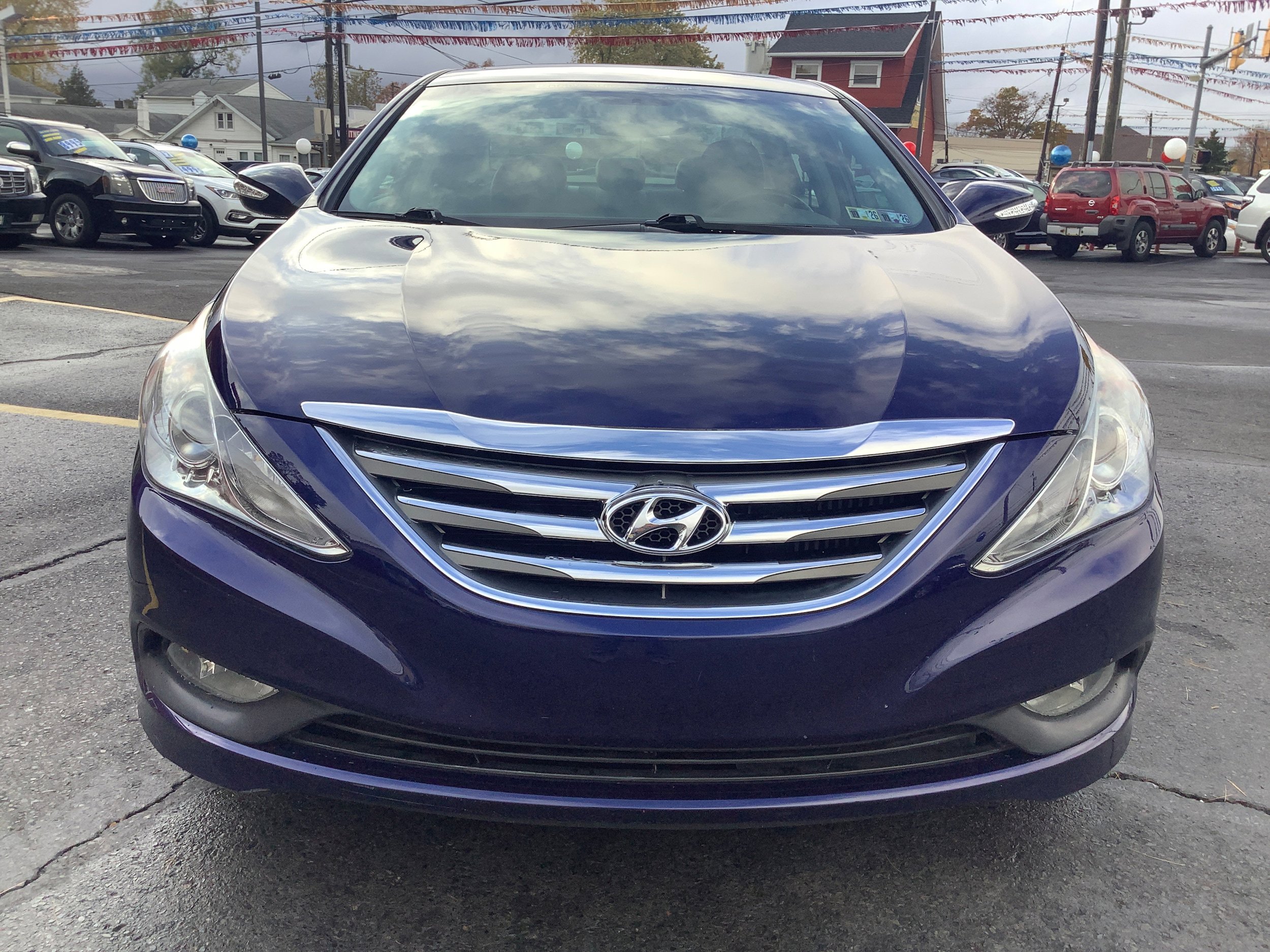 Used 2014 Hyundai Sonata SE w/ Premium Package 03 FWD image 2