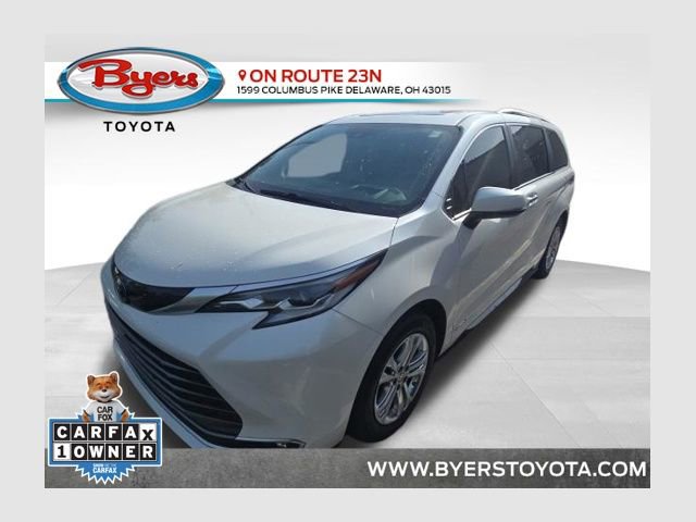 Used 2021 Toyota Sienna Platinum AWD/4WD image 1