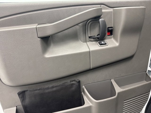 New 2026 Chevrolet Express 3500 w/ Power Convenience Package image 9