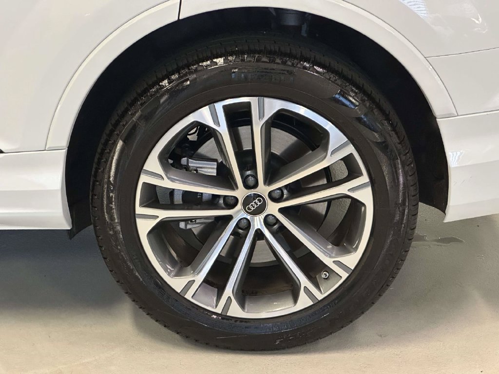 Used 2026 Audi Q7 2.0T Premium AWD/4WD image 8