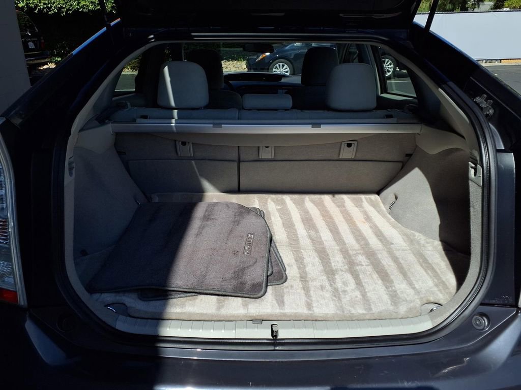 Used 2011 Toyota Prius Two image 19