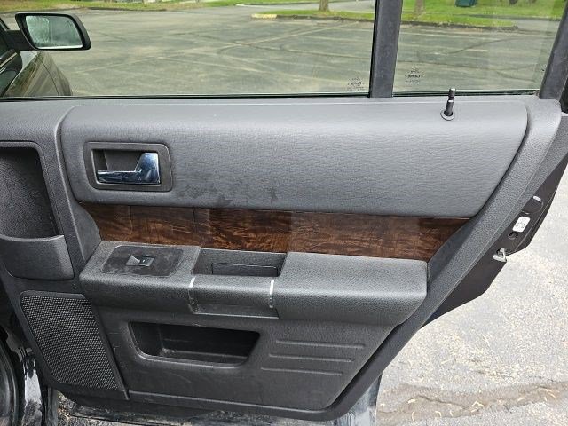 Used 2019 Ford Flex Limited image 17