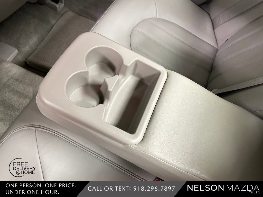 Used 2011 Buick Lucerne CXL image 36