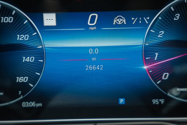 Certified 2022 Mercedes-Benz S 500 4MATIC w/ AMG Line Package image 44
