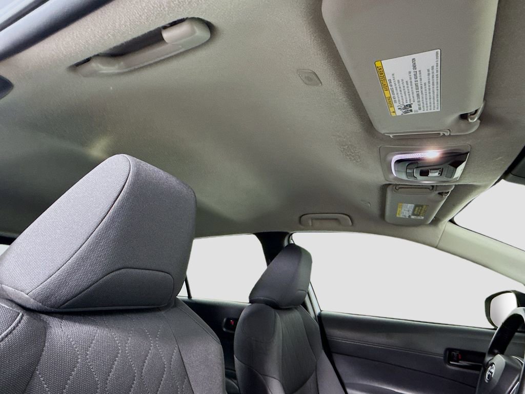 Used 2023 Toyota Corolla Cross LE image 18