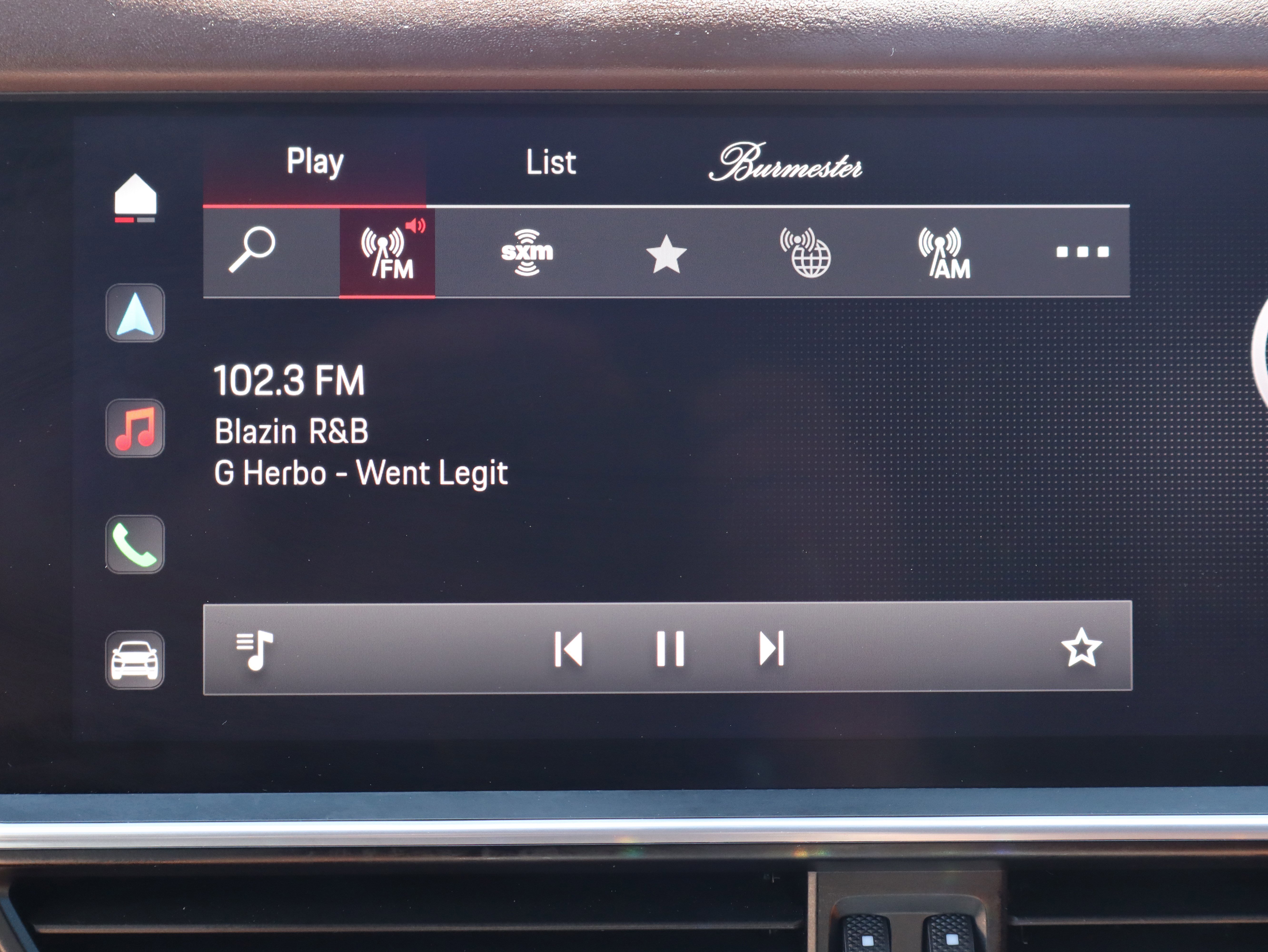 Used 2022 Porsche Cayenne image 32