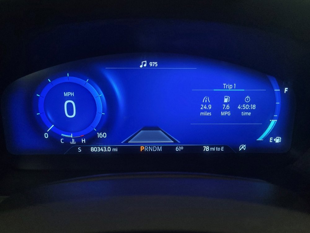 Used 2020 Ford Explorer Platinum w/ Premium Technology Package image 23