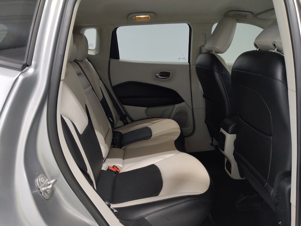 Used 2020 Jeep Compass Limited AWD/4WD image 19