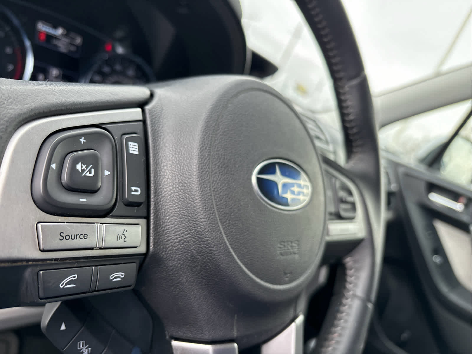 Used 2018 Subaru Forester 2.5i Limited w/ Popular Package #3B image 11