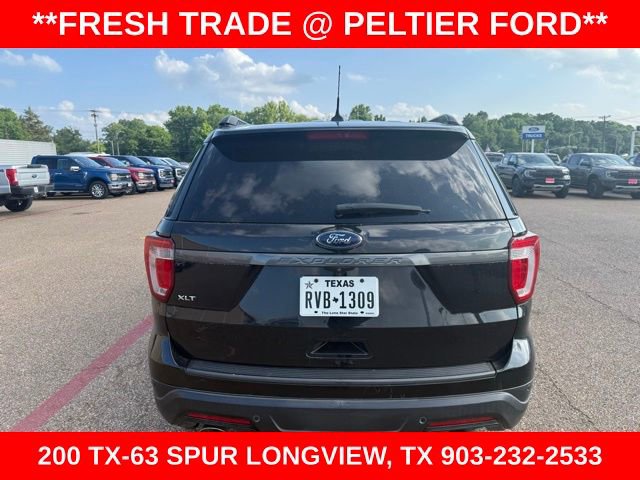 Used 2019 Ford Explorer XLT w/ Equipment Group 202A FWD image 7