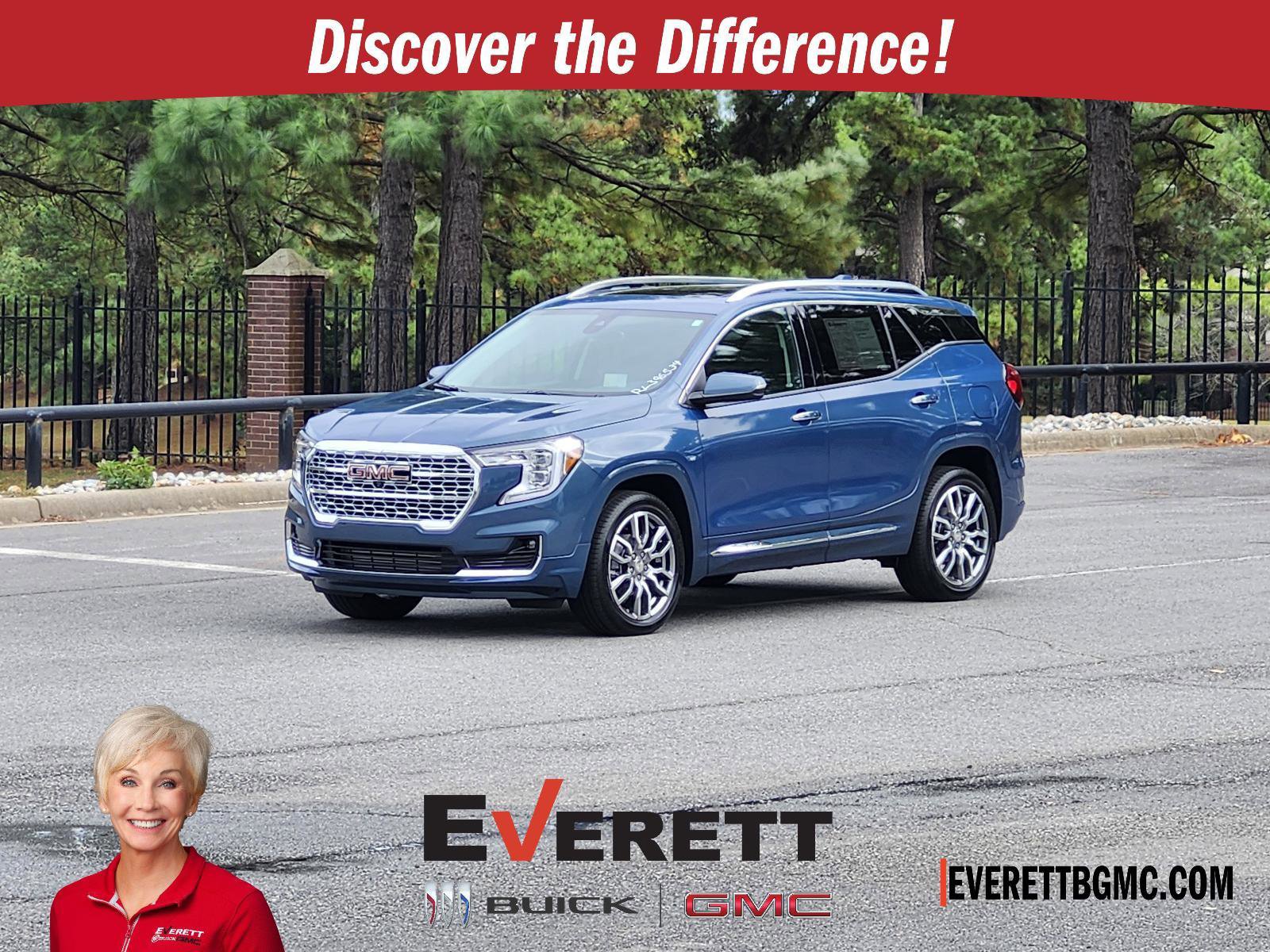 Used 2024 GMC Terrain Denali w/ Denali Premium Package