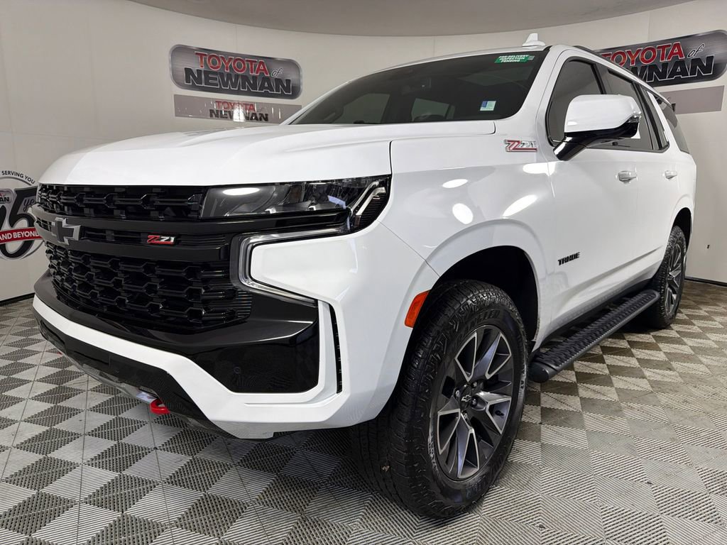 Used 2024 Chevrolet Tahoe Z71 w/ Luxury Package AWD/4WD image 8