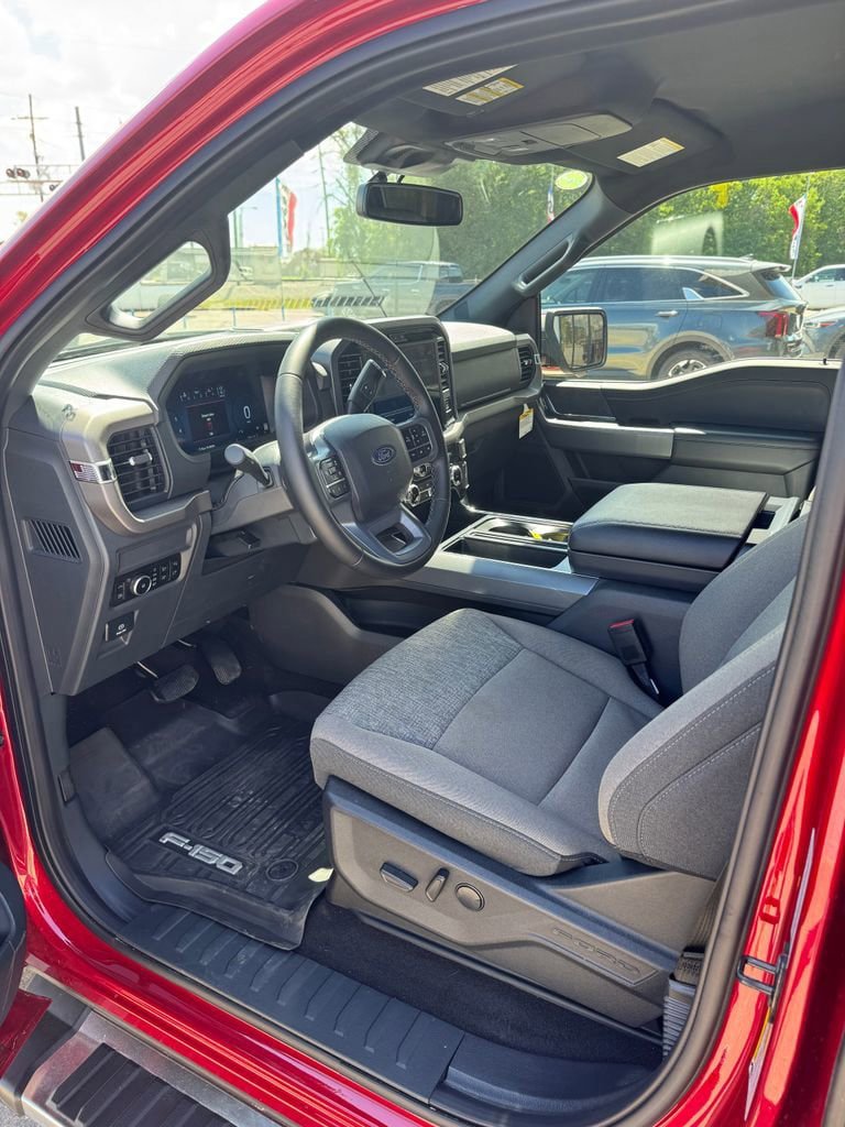 Used 2025 Ford F150 XLT w/ Equipment Group 302A MID image 10