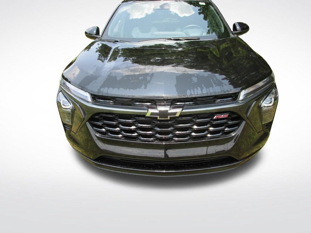 Used 2024 Chevrolet Trax RS FWD image 5