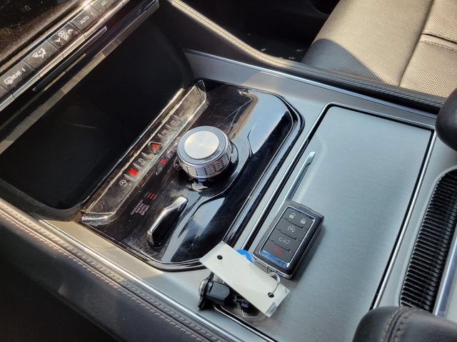 Used 2024 Jeep Wagoneer Series II AWD/4WD image 20