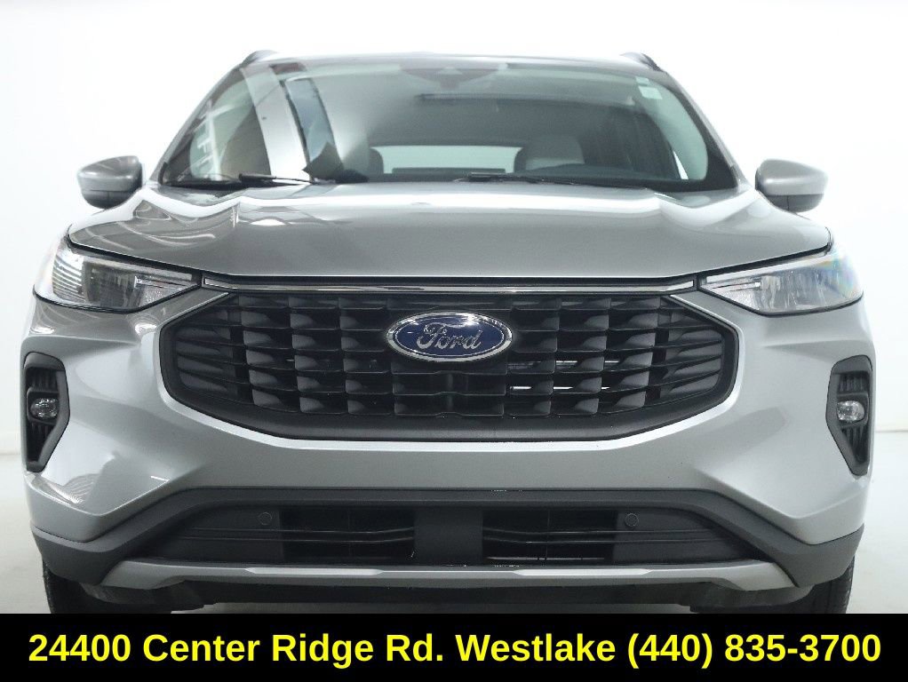 Used 2023 Ford Escape SE image 6