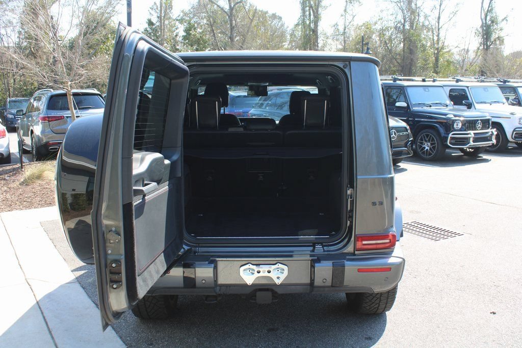 Used 2021 Mercedes-Benz G 63 AMG 4MATIC w/ G Manufaktur Interior Package image 7