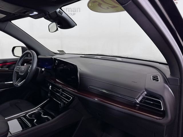 Used 2025 Chevrolet Traverse Z71 image 34